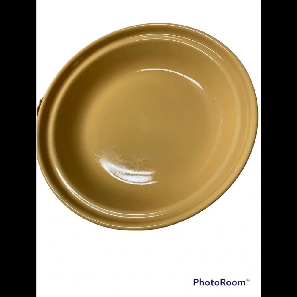 Longaberger Pottery Woven Traditions Pie Plate in Butternut